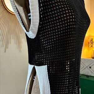 Black and White Semi Open Weaver Sweater